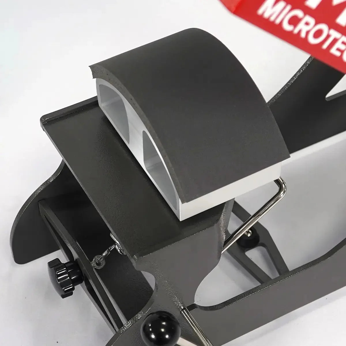 Vector Auto Open Cap & Label Press