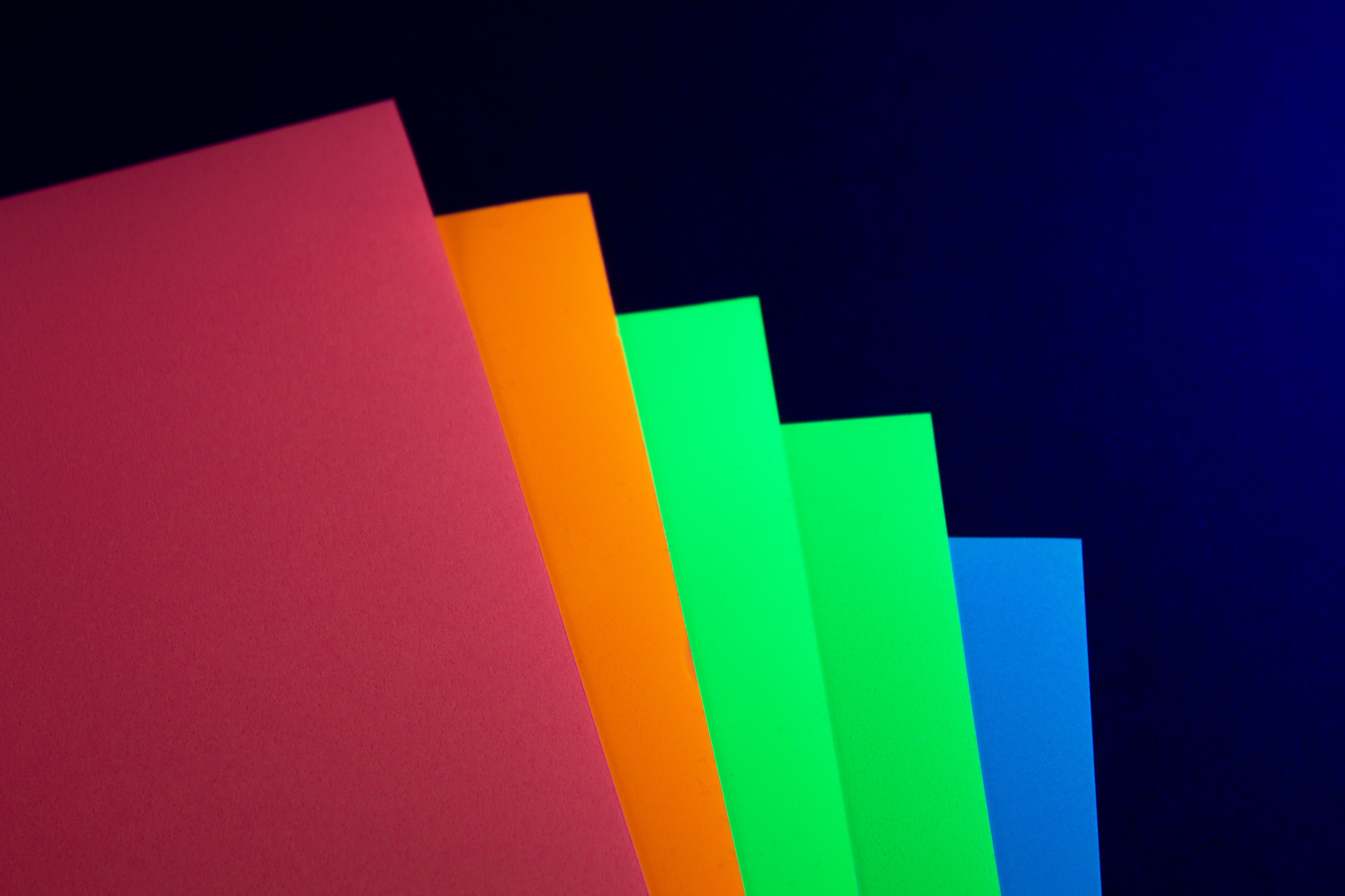 Vinilo de transferencia térmica Siser Easy Glow rosa neón de 12" (HTV)