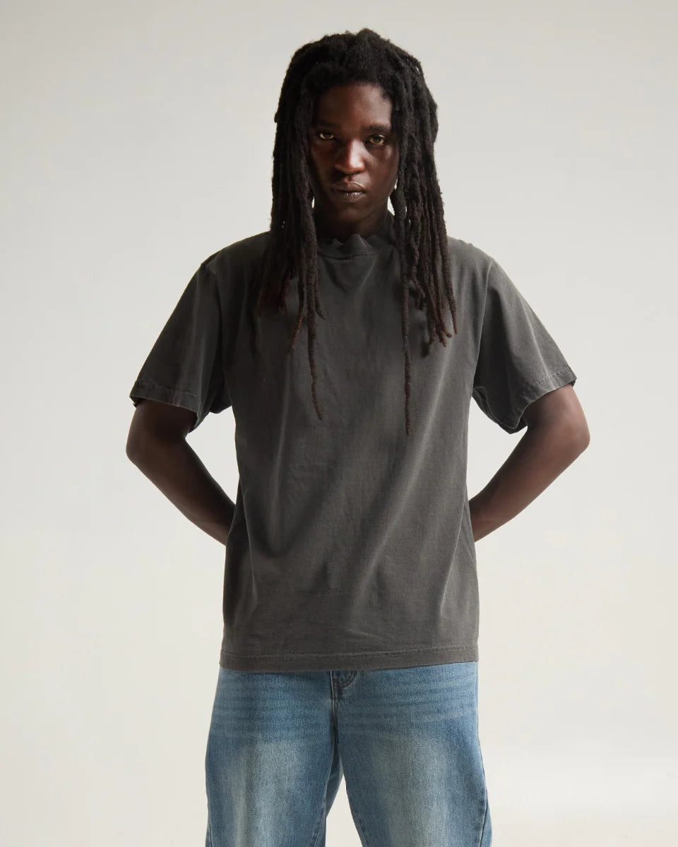 Shaka Wear 7,5 Oz. Max Heavyweight Stückgefärbte T-Shirts